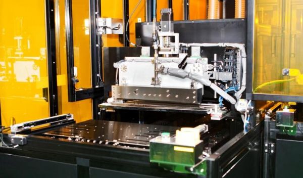 SLOT DIE �����ϰ��ͿĤ����֮Ӧ��